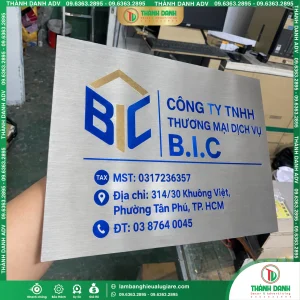 Bảng Tên Inox Bóng Dập Nổi Bình Tân Công Ty Thương Mại BIC