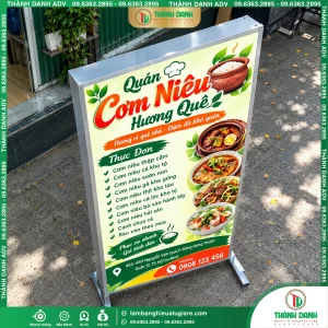Hộp đèn bạt quận 12 Quán Cơm Niêu Gía Rẻ