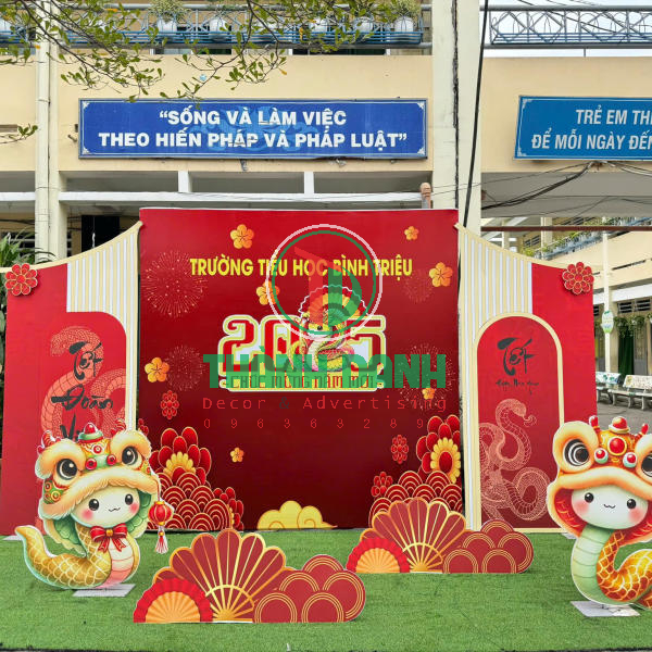 Làm backdrop Giỗ Tổ Hùng Vương tiệc khai giảng năm mới