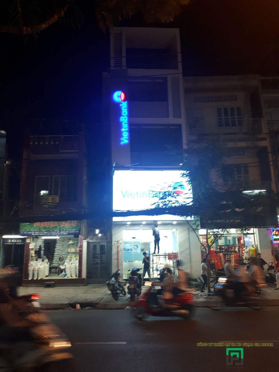 bang hieu 3m dep gia re