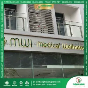 Bảng Hiệu Alu Chữ Nổi Inox Mica Cháo LED Sáng Chân Cho MWI