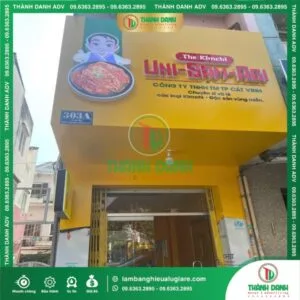 làm bảng hiệu alu chữ nổi hông formex