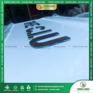 Những lỗi thường gặp khi làm bảng tên bảng vẫy 3D chữ nổi Mica LED trắng