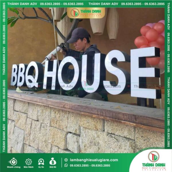 Quy trình gia công chữ nổi Mica LED hông Formex cho tiệm nướng BBQ HOUSE