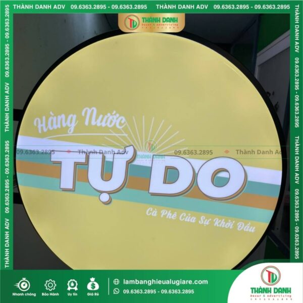 Quy trình làm bảng vẫy 3D Mica hút nổi in UV cho quán cà phê Tự Do cao cấp
