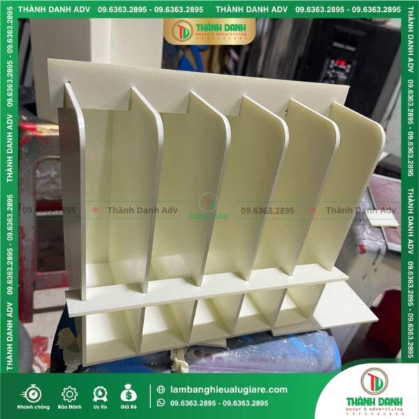 Quy trình thi công nội thất kệ trưng bày sản phẩm store mỹ phẩm Fwee Agit Việt Nam