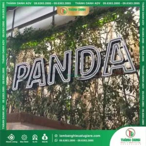Ưu điểm của gia công chữ nổi Mica LED hông nhôm cho quán nướng Panda