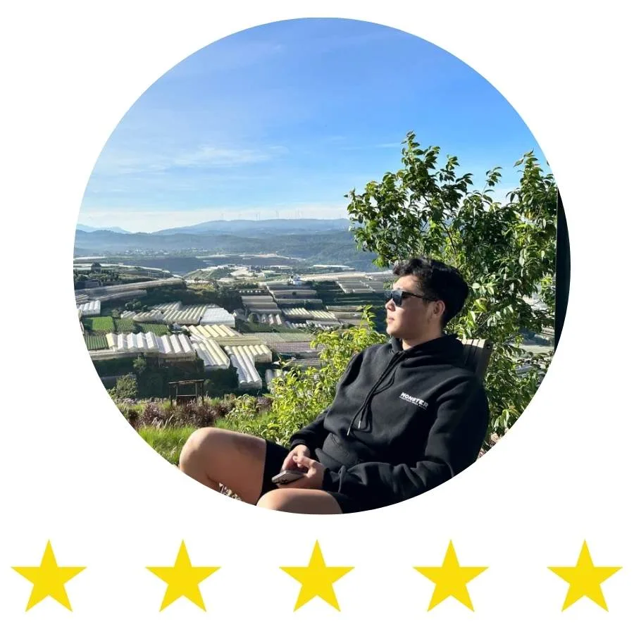 khách hàng đánh giá 4