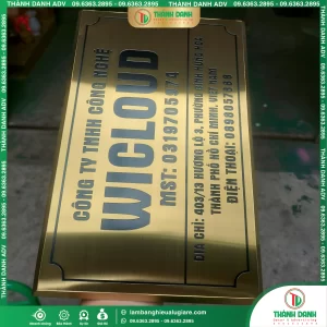 Bảng Tên Công Ty Inox Vàng Xước Tuấn Thành Tân Phú – Mẫu Đẹp, Giá Tốt