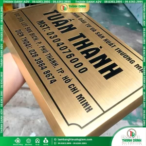 Bảng Tên Công Ty Inox Vàng Xước Tuấn Thành Tân Phú – Mẫu Đẹp, Giá Tốt