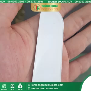 Làm Bảng Tên Mica In UV Đẹp, Giá Tốt Tại TPHCM