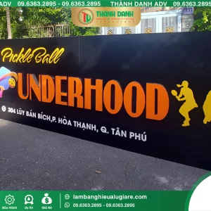 Thi công bảng hiệu alu sân Pickle Ball Underhood Tân Phú